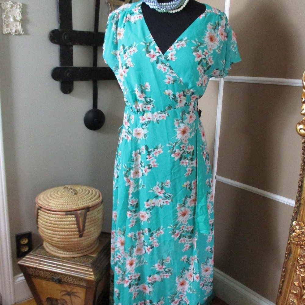 Eva Mendes Floral Green Wrap Dress - Medium